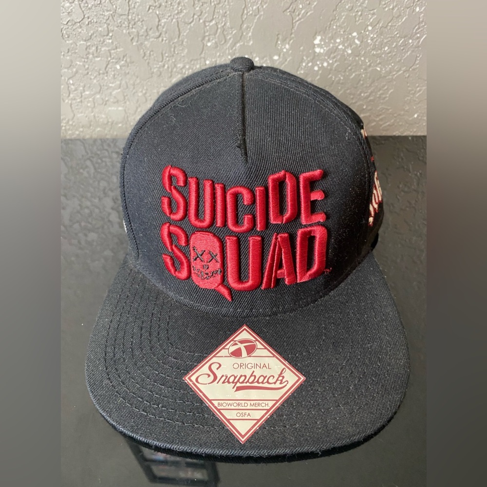 Suicide Squad Snapback Hat Embroidered Red/Black DC